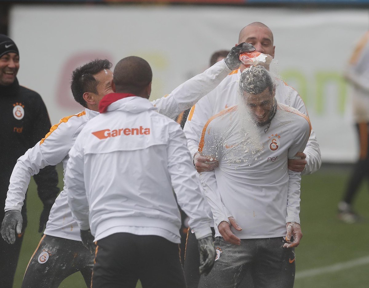 Belhanda’ya doğum günü sürprizi