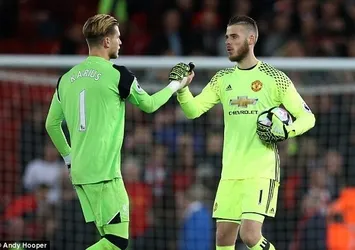 De Gea'ya Karius göndermesi