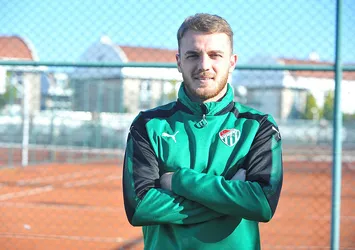 "Türkiye'de Bursaspor'dan başka takımda oynamam"