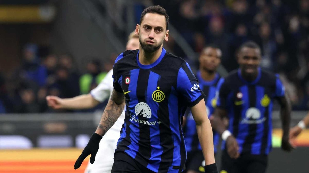 TRANSFER HABERİ: Hakan'dan Inter'e indirim baskısı! Görüşme tarihi belli oldu TRANSFER HABERİ: Hakan'dan Inter'e indirim baskısı! Görüşme tarihi belli oldu
