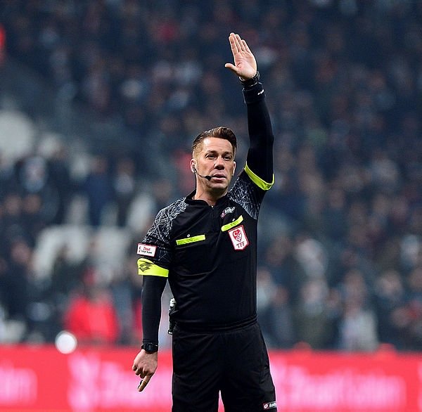 İşte hakemlerin tuttuğu takımlar