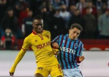 Golden önce ofsayt var mı? İşte VAR çizgisi...