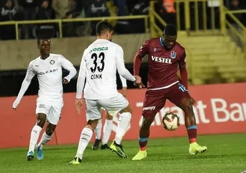 Ekuban 15 maç sonra