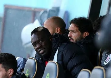 Diagne'ye hırsız şoku!