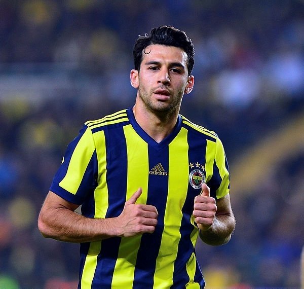 Fenerbahçe’de yıldız isim kadro dışı!