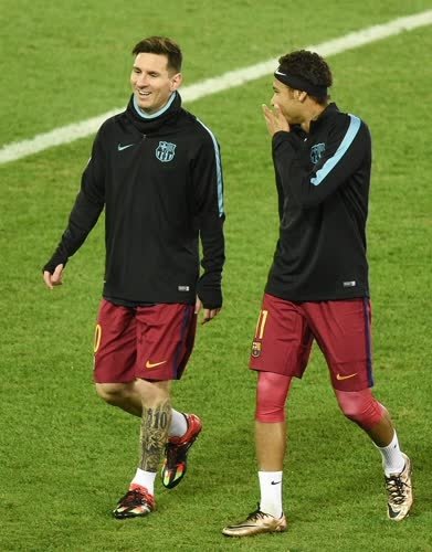 Barcelona dünyanın en büyüğü oldu!