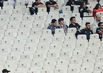 Tribünler boş kaldı