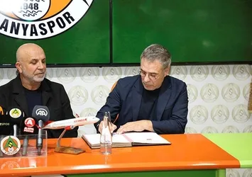 Ersun Yanal göreve başladı!