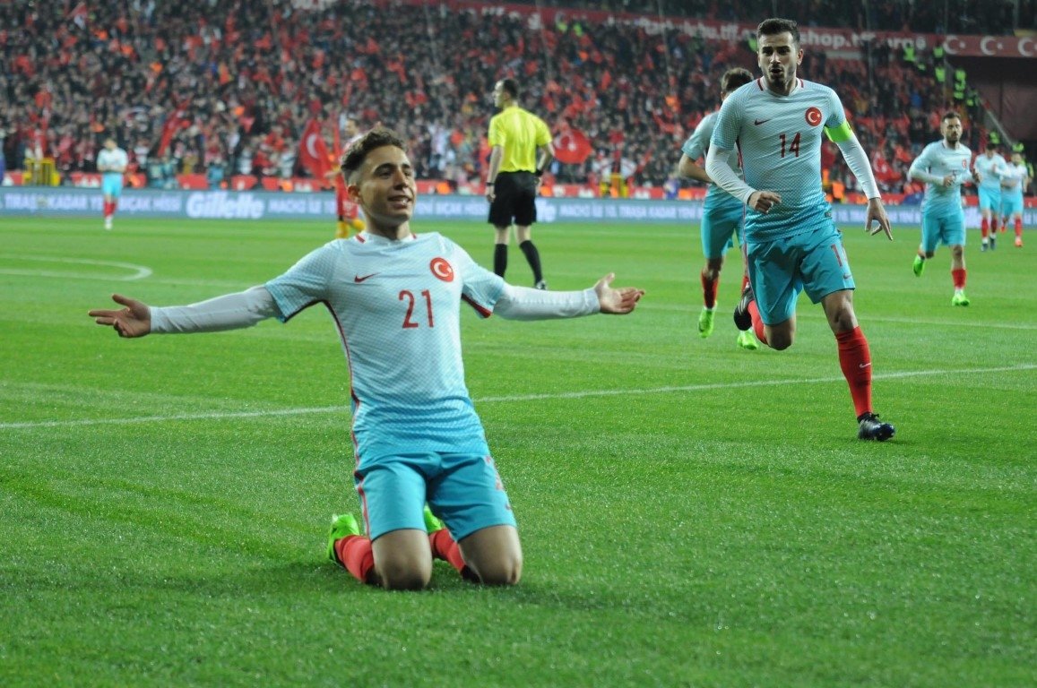 Fenerbahçe’den Emre Mor bombası!