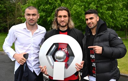 Son dakika spor haberi: Lille ile Fransa şampiyonu olan A Milli Takım oyuncularımız Burak Yılmaz, Yusuf Yazıcı ve Zeki Çelik konuştu!