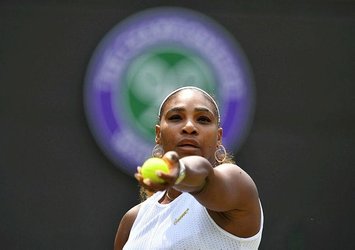 Serena kortlara galibiyetle döndü