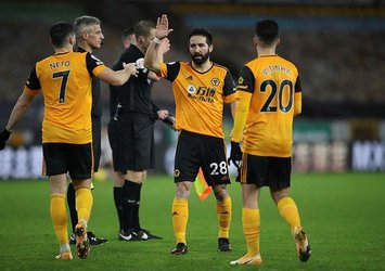 Wolves Arsenal'i geriden gelip devirdi!