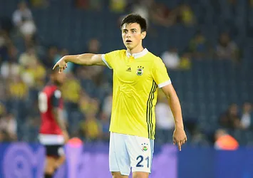 Eljif Elmas'a milli davet