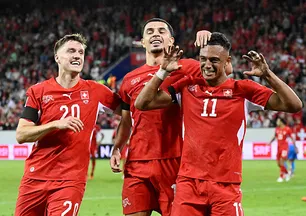 İsviçre 2-1 Slovenya | MAÇTAN KARELER