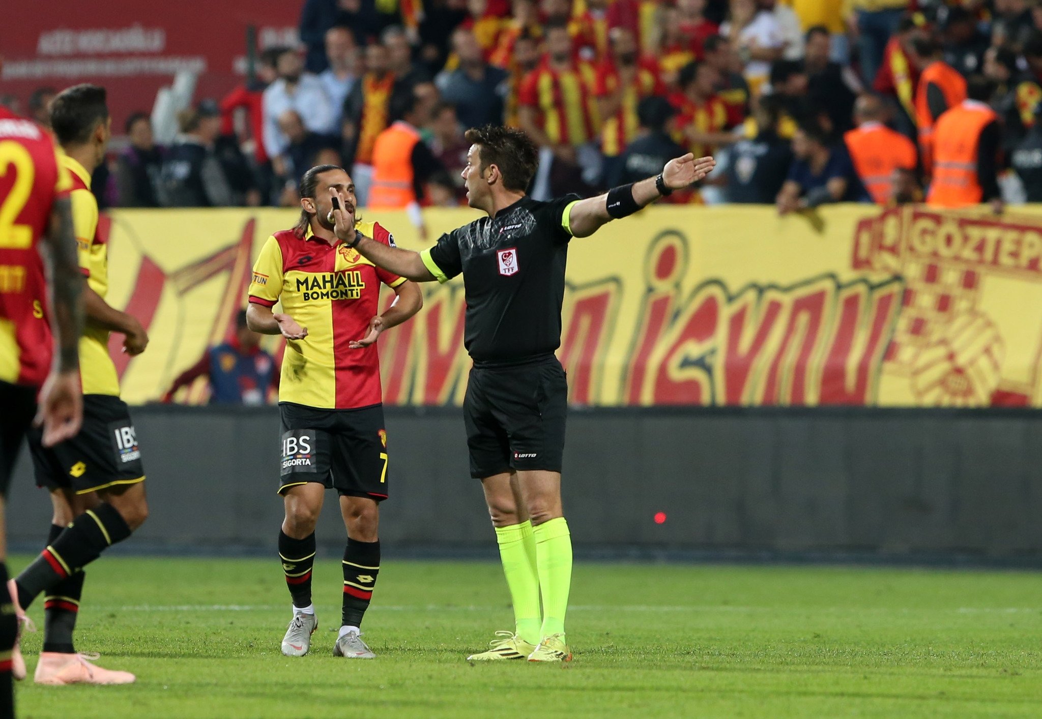 Göztepe - Beşiktaş Maçtan kareler