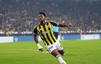 Jhon Duran Fenerbahçe’ye veda etti!