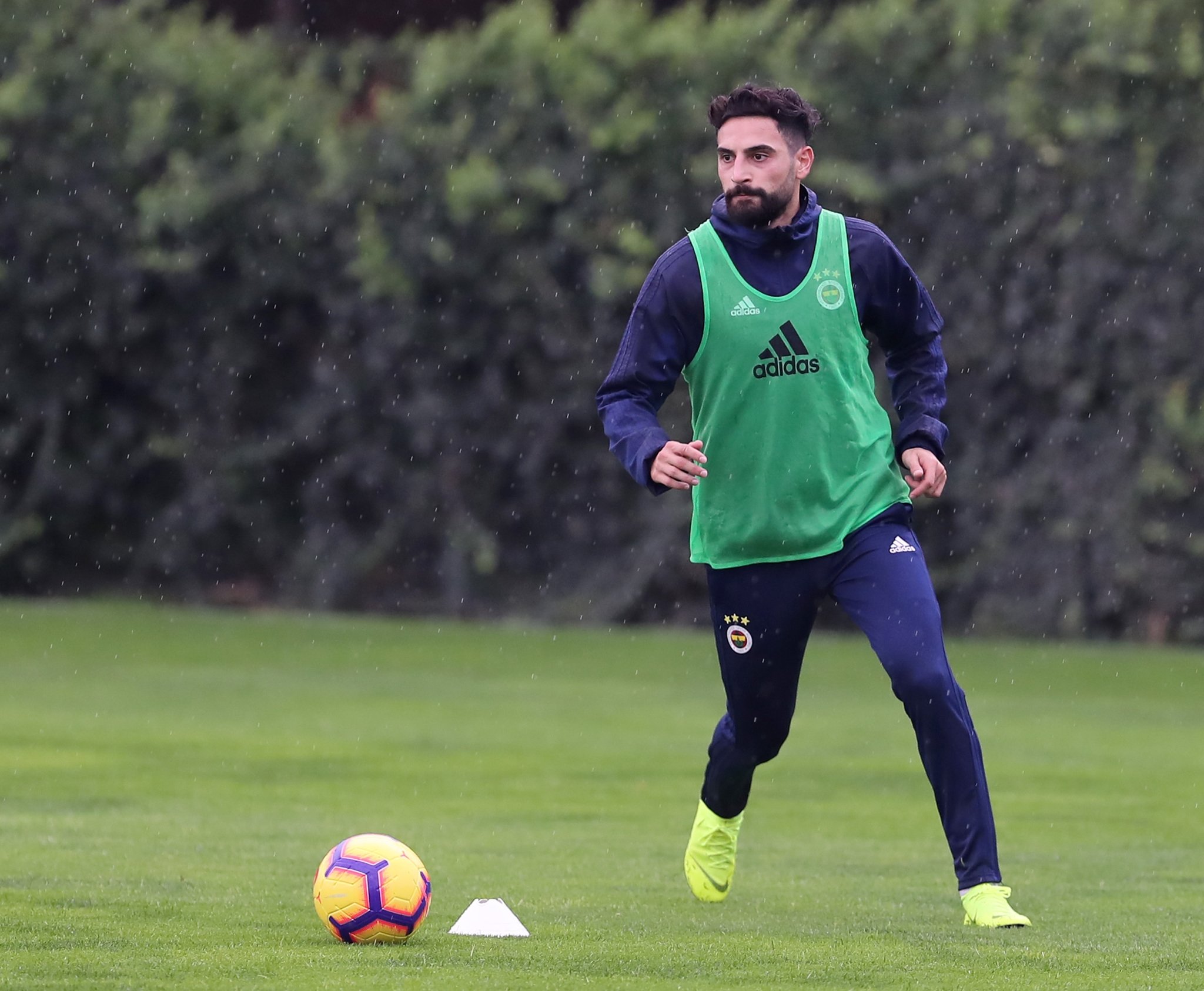 Fenerbahçe’de Mehmet Ekici sevinci