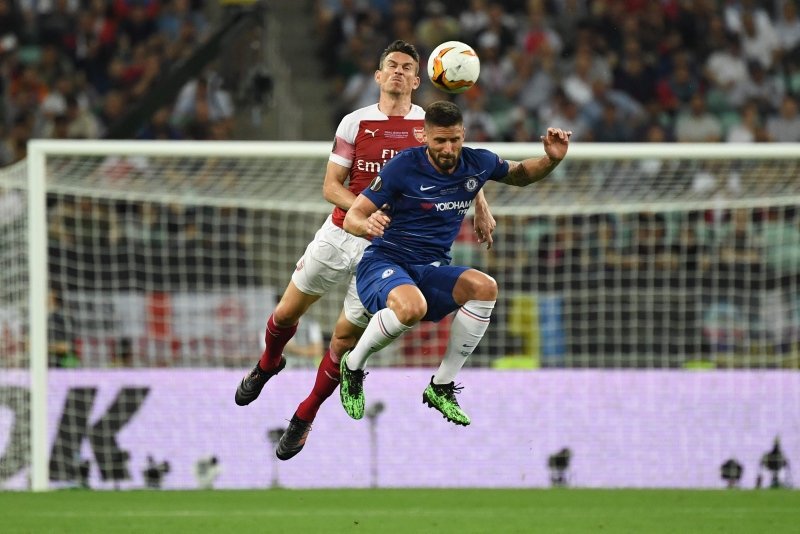 Bakü’de Mesut Özil’e Fenerbahçe mesajı