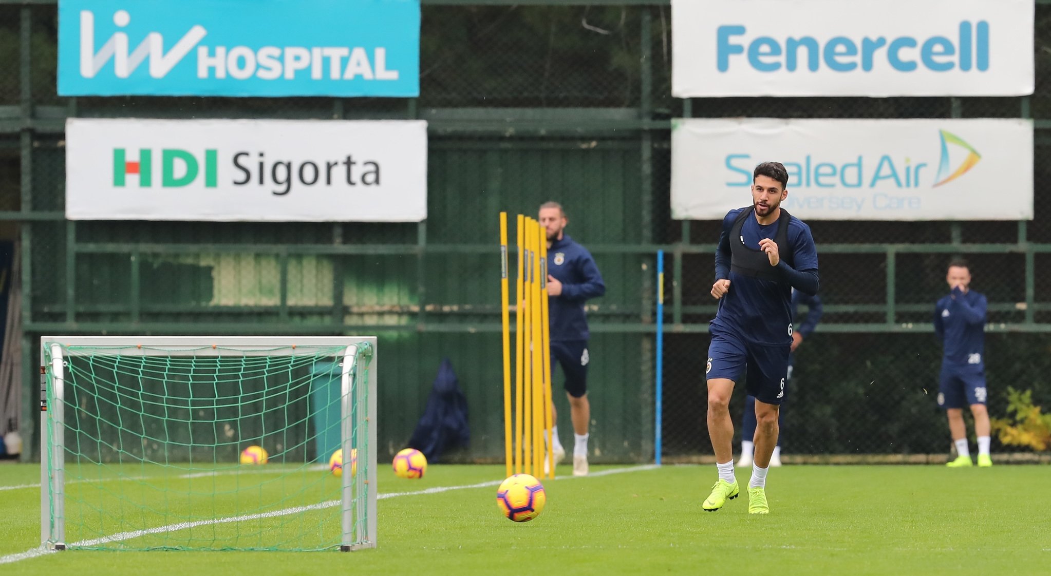 Fenerbahçe’de Mehmet Ekici sevinci