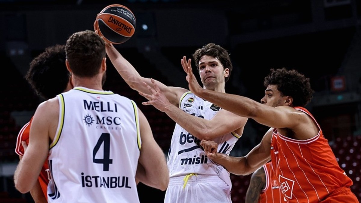 Fenerbahçe Beko deplasmanda Hapoel Tel Aviv'e mağlup oldu! İşte maçın özeti