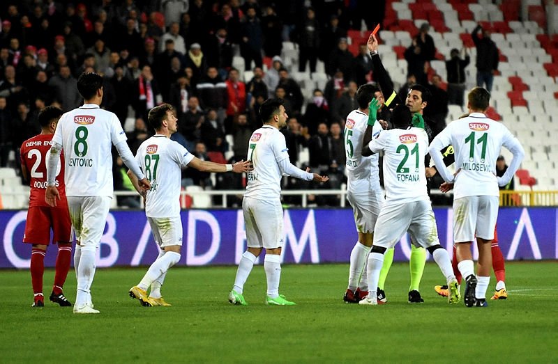 İşte ’VAR’sız puan durumu!