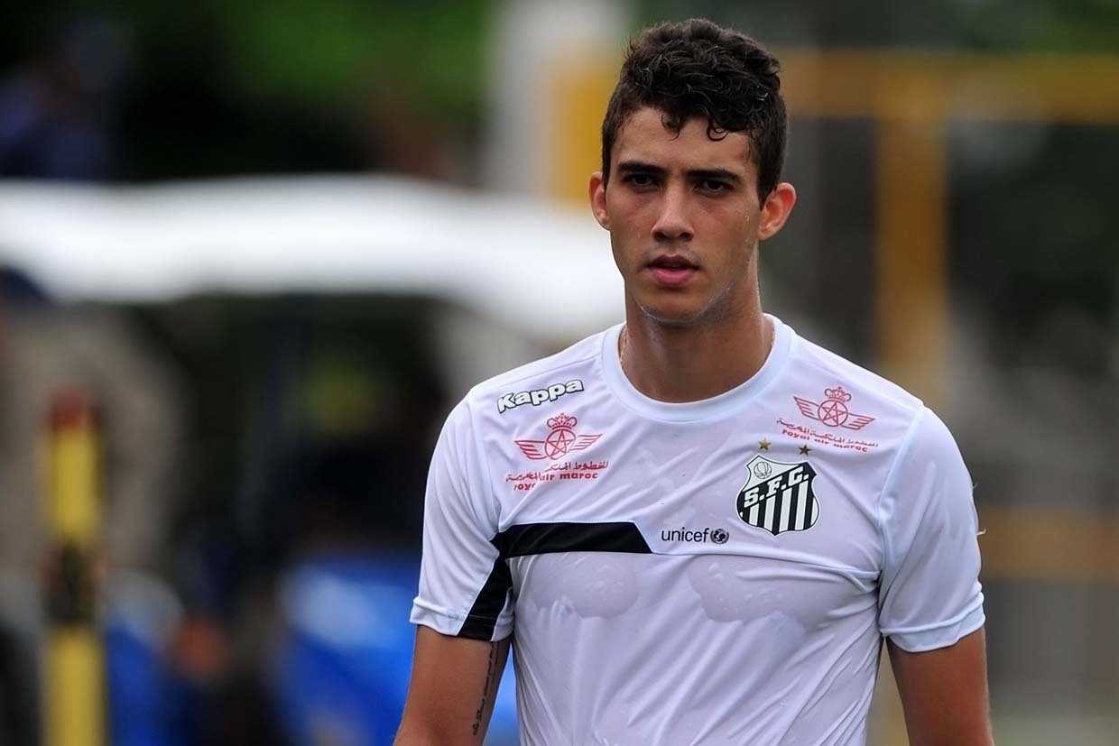 F.Bahçe’de hedef stoper rota Brezilya