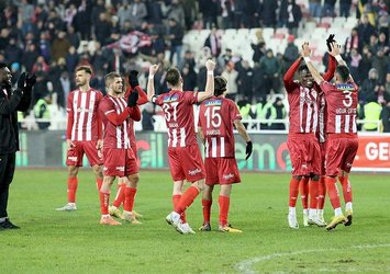 Sivasspor-Beşiktaş maçında dikkat çeken detay!