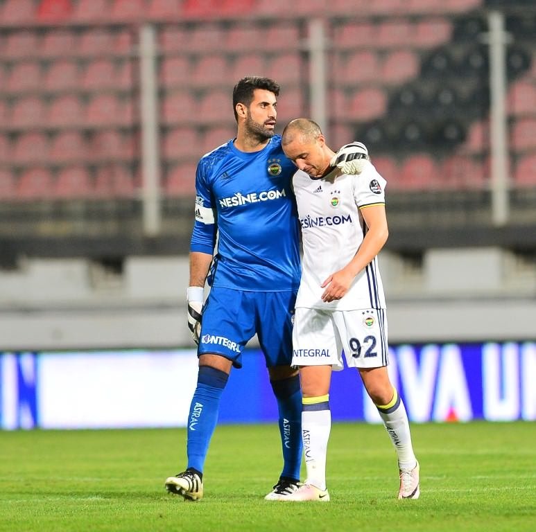 Fenerbahçe’nin 10 numarası Aatif Chahechou