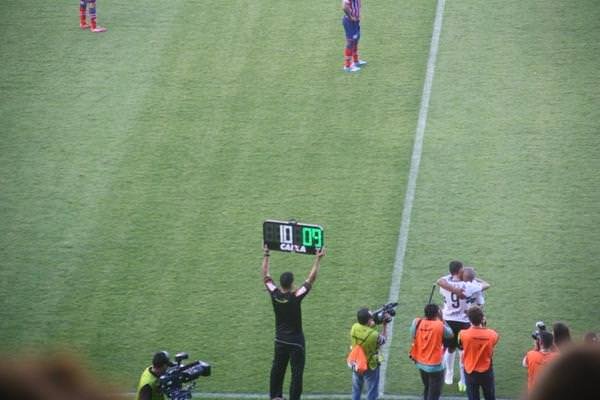 Alex futbola veda etti