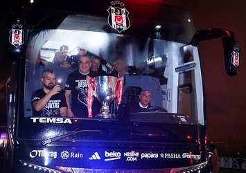 Nevzat Demir Tesisleri'nde kupa coşkusu!