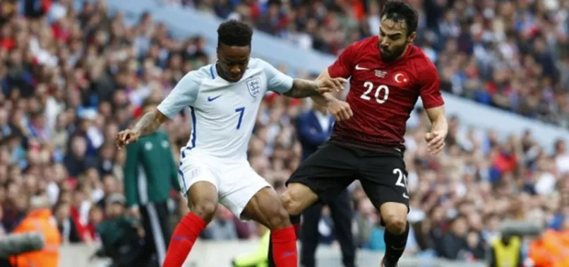 Yeni futbol kuralları ilk kez uygulandı
