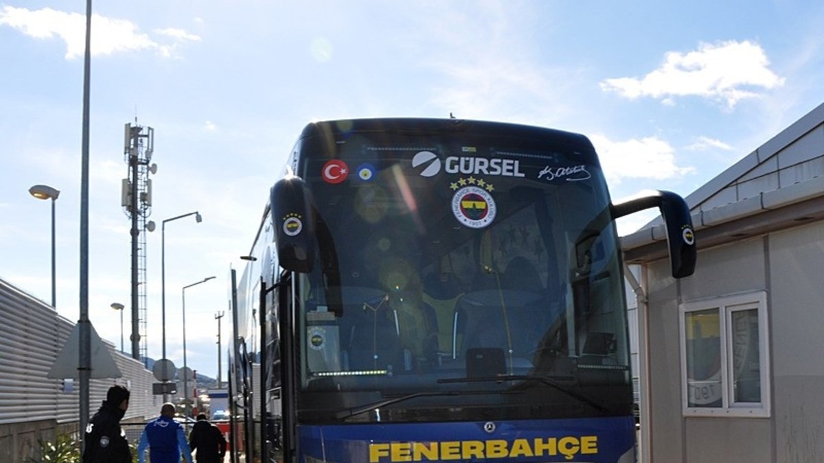 Fenerbahçe, Antalya'dan ayrıldı