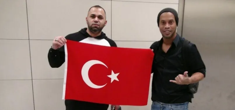 Ronaldinho'dan Beşiktaş açıklaması