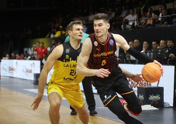 G.Saray Şampiyonlar Ligi'nde finalde!
