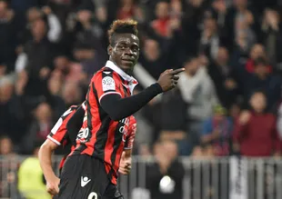 Fransa'ya Balotelli çıkarması