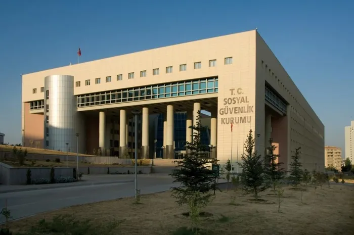sgk-personel-alimi-ne-zaman-2022-sgk-personel-alimi-basvuru-tarihleri-sartlari-ve-kadrolari-1664175499790.jpeg SGK personel alımı ne zaman? | 2022 SGK personel alımı başvuru tarihleri, şartları ve kadroları - 2