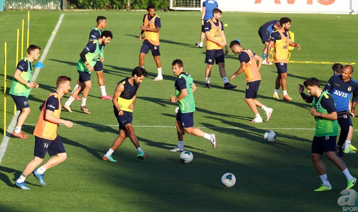 Transferde bombalar patlıyor! Dünya yıldızı Fenerbahçe'ye... Transferde bombalar patlıyor! Dünya yıldızı Fenerbahçe'ye...