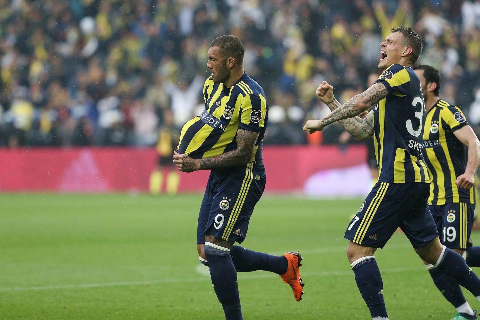 Fenerbahçe’den müthiş geri dönüş!