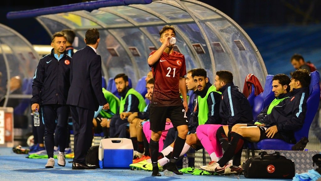 Emre Mor’dan Terim’e tepki