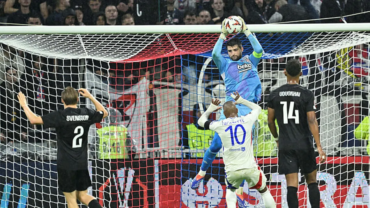 Ersin Destanoğlu'dan Lyon maçı sonrası flaş itiraf!