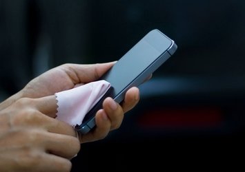 Cep telefonu nasıl temizlenir?