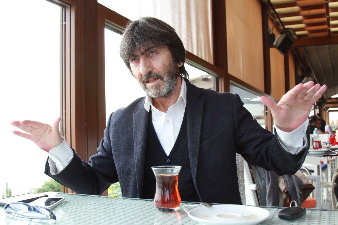 Rıdvan Dilmen: Ersun Yanal küme düşürmemek için gelmiş