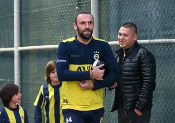 Vedat Muriqi'den ırkçılığa hayır