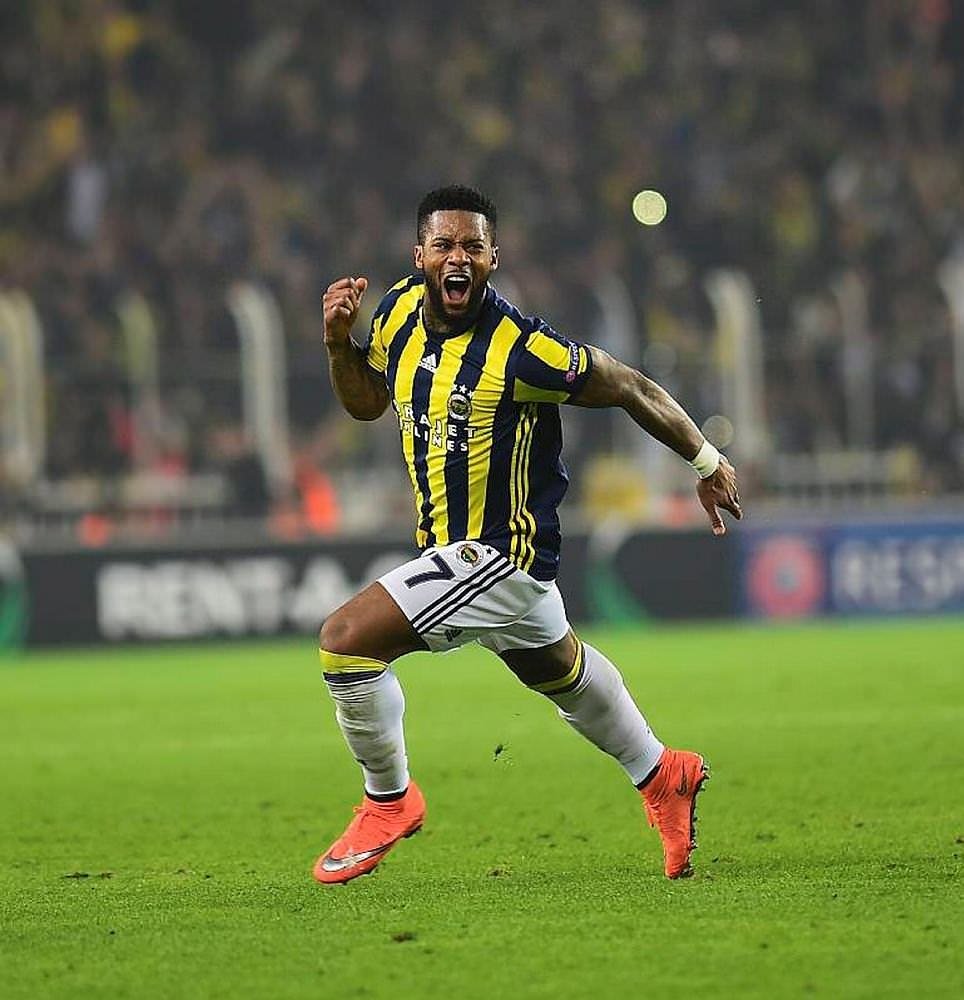 Ünlü futbolcuların boyları