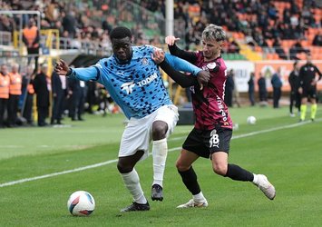 9 gollü maçta kazanan Corendon Alanyaspor!
