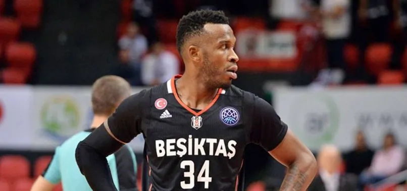 Beşiktaş'ta şok! Sözleşmesini feshetti