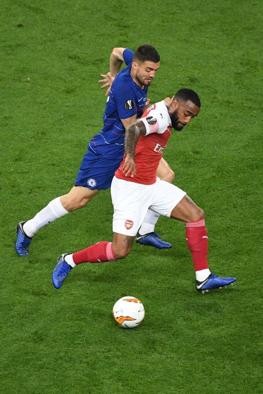 Bakü’de Mesut Özil’e Fenerbahçe mesajı