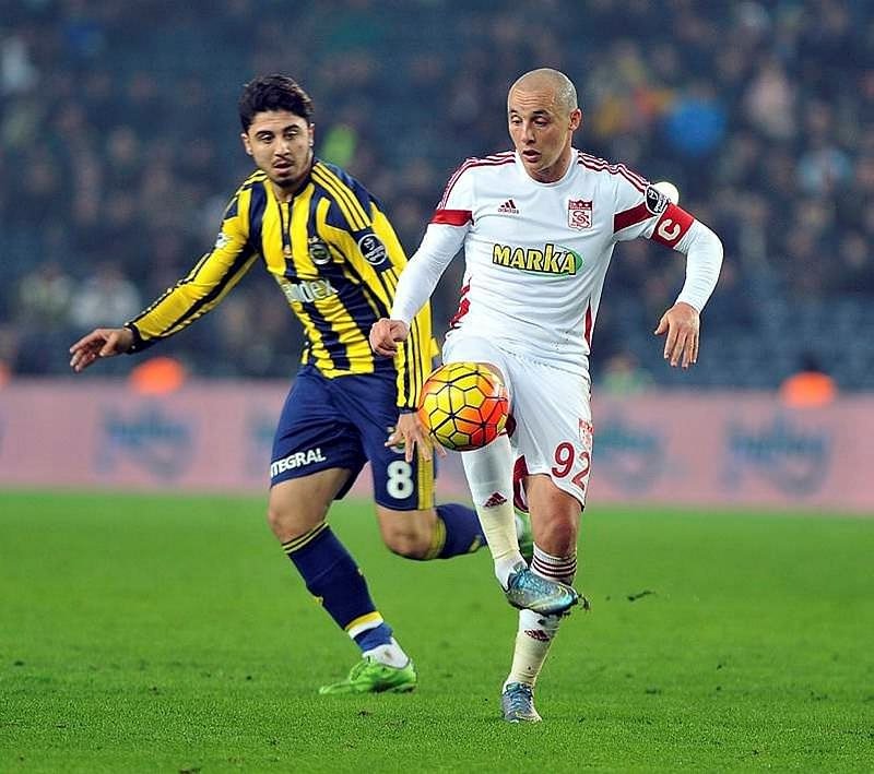 İftarda Nani’nin yeni takımını açıkladı