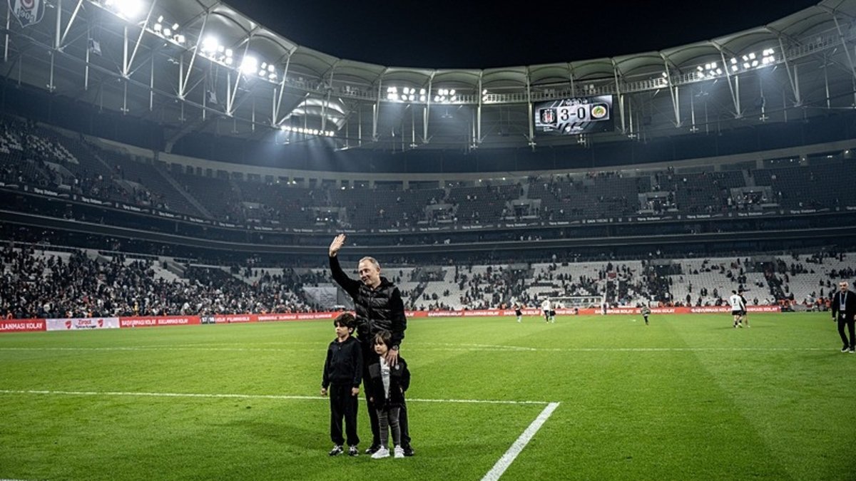 Beşiktaş'ta Sergen Yalçın dönemi sona erdi!