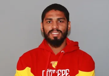 Göztepe'de savunmanın Reis'i Wallace